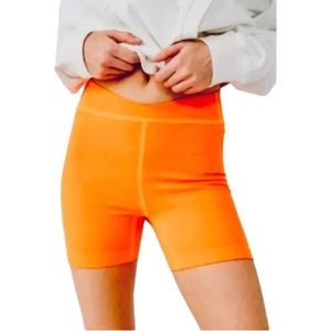 FREE People Movement Free Throw Short in Burning Up Large